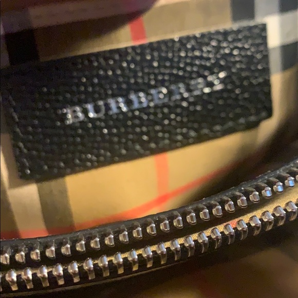 Burberry Handbag NWOT - Picture 6 of 12